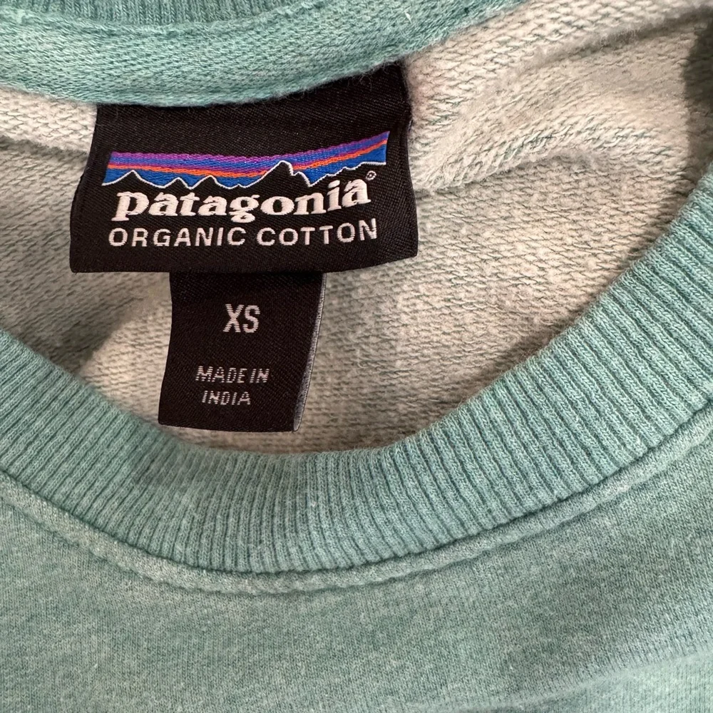 Patagonia M's Flying Fish Midweight Crew Sweatshirt
Style #39473 - Picture 2 of 6